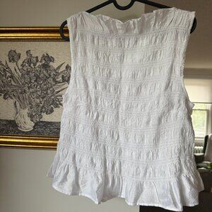BNWT H&M White Ruffled Top